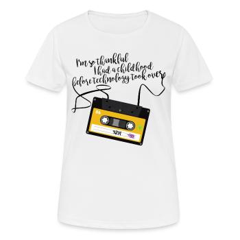 Mixtapes sind mein Spotify - Frauen T-Shirt atmungsaktiv - Weiß - Vorne - AI Model Female 172 dark (172cm)