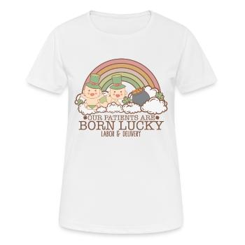 St. Patrick's Day Shirt, unsere Patienten sind geboren - Frauen T-Shirt atmungsaktiv - Weiß - Vorne - AI Model Female 172 dark (172cm)