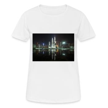 Réflexion Petronas Towers - T-shirt respirant Femme - blanc - Devant - AI Model Female 172 dark (172cm)