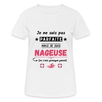 Je ne suis pas parfaite mais je suis nageuse - T-shirt respirant Femme - blanc - Devant - AI Model Female 172 dark (172cm)