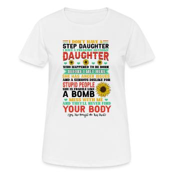 Belle-fille, j'ai une fille géniale - T-shirt respirant Femme - blanc - Devant - AI Model Female 172 dark (172cm)