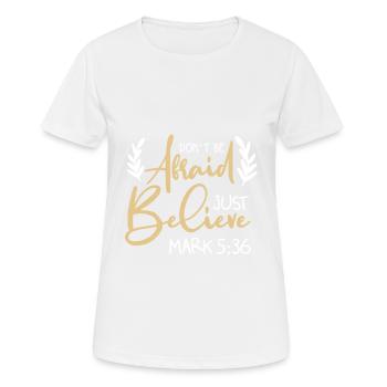 Bibelvers Glaube Jesus - Frauen T-Shirt atmungsaktiv - Weiß - Vorne - AI Model Female 172 dark (172cm)