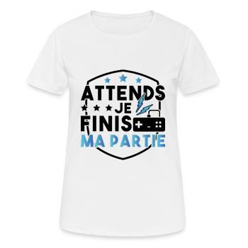 Moment, ich beende mein Spiel - Frauen T-Shirt atmungsaktiv - Weiß - Vorne - AI Model Female 172 dark (172cm)