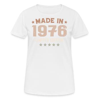 Lavet i 1976 Fødselsdagsgave 1976 Årgang 1976 - Dame T-shirt svedtransporterende - hvid - Foran - AI Model Female 172 dark (172cm)