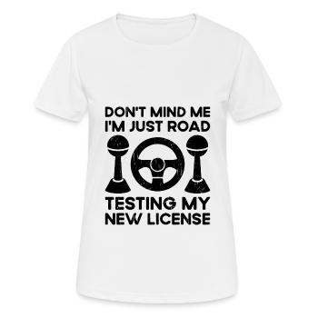 Permis de conduire passé Nouveau permis de conduire S - T-shirt respirant Femme - blanc - Devant - AI Model Female 172 dark (172cm)