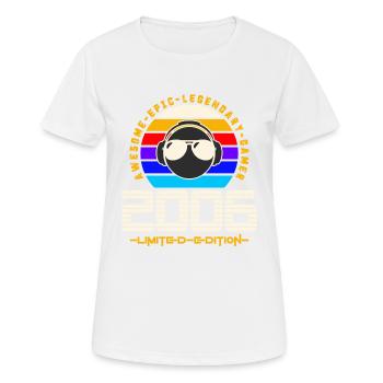 2006 - Frauen T-Shirt atmungsaktiv - Weiß - Vorne - AI Model Female 172 dark (172cm)