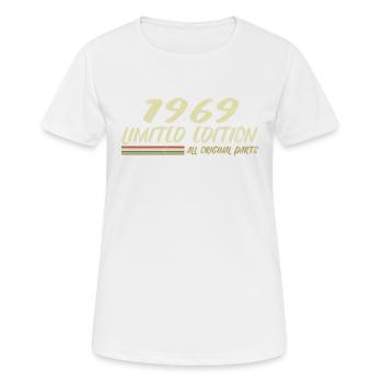 1969 Geburtstagsgeschenkidee 1969 - Frauen T-Shirt atmungsaktiv - Weiß - Vorne - AI Model Female 172 dark (172cm)