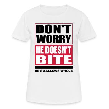 Don't worry he doesn't bite dogs funny sayings - Women's Breathable T-Shirt - white - Front - AI Model Female 172 dark (172cm)