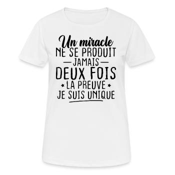 Un miracle ne se produit jamais deux fois - T-shirt respirant Femme - blanc - Devant - AI Model Female 172 dark (172cm)