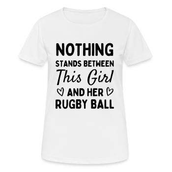 Nichts steht zwischen diesem Mädchen und ihrem Rugbyball - Frauen T-Shirt atmungsaktiv - Weiß - Vorne - AI Model Female 172 dark (172cm)