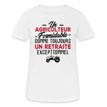 Un agriculteur donne un retraité exceptionnel - T-shirt respirant Femme - blanc - Devant - AI Model Female 172 dark (172cm)