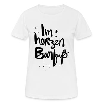 Im Herzen Barfuss Lustiger Sommer Spruch - Frauen T-Shirt atmungsaktiv - Weiß - Vorne - AI Model Female 172 dark (172cm)