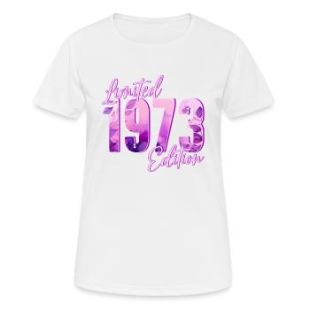 1973 Naissance femme d’anniversaire - T-shirt respirant Femme - blanc - Devant - AI Model Female 172 dark (172cm)