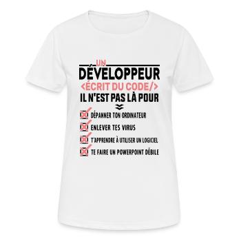 Un Développeur Écrit du Code Cadeau - T-shirt respirant Femme - blanc - Devant - AI Model Female 172 dark (172cm)