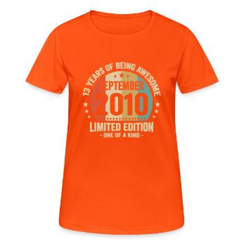 September 2010 13 Jahre Jubiläumsgeschenk - Frauen T-Shirt atmungsaktiv - Neonorange - Vorne - AI Model Female 172 dark (172cm)