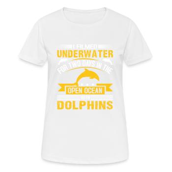 ICH HABE ZWEI TAGE LANG UNTER WASSER IM OFFENEN MEER GEFILMT - Frauen T-Shirt atmungsaktiv - Weiß - Vorne - AI Model Female 172 dark (172cm)