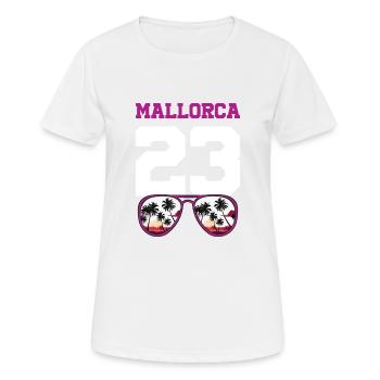 Mallorca 23 Trikot 2023 - Frauen T-Shirt atmungsaktiv - Weiß - Vorne - AI Model Female 172 dark (172cm)