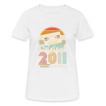 2011 - Jahrgang 2011 - Frauen T-Shirt atmungsaktiv - Weiß - Vorne - AI Model Female 172 dark (172cm)