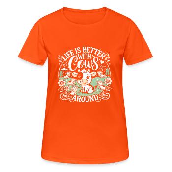 Das Leben ist besser, wenn Kühe da sind - Frauen T-Shirt atmungsaktiv - Neonorange - Vorne - AI Model Female 172 dark (172cm)