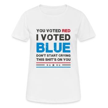 Vous avez voté rouge, j’ai voté bleu - Satire politique - T-shirt respirant Femme - blanc - Devant - AI Model Female 172 dark (172cm)