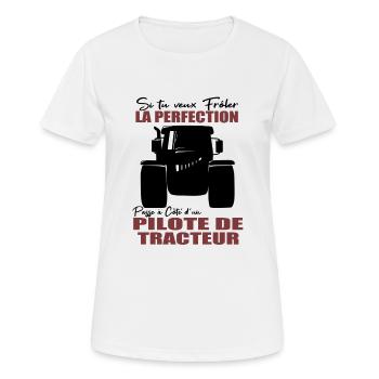 Farmer Shirt • Traktorfahrer • Geschenk - Frauen T-Shirt atmungsaktiv - Weiß - Vorne - AI Model Female 172 dark (172cm)