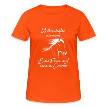 Frau Mit Criollo Pferd Reiten Ausritt - Frauen T-Shirt atmungsaktiv - Neonorange - Vorne - AI Model Female 172 dark (172cm)