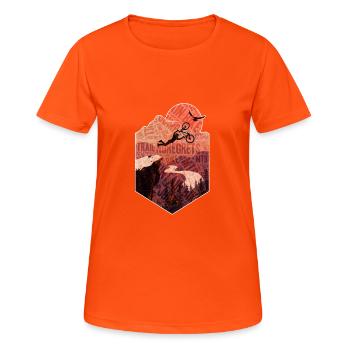 Mountain Biker fliegt samt MTB über Klippen für - Frauen T-Shirt atmungsaktiv - Neonorange - Vorne - AI Model Female 172 dark (172cm)