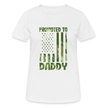 Befördert Zum Daddy Zum 2022 Neuen Elternteil - Frauen T-Shirt atmungsaktiv - Weiß - Vorne - AI Model Female 172 dark (172cm)