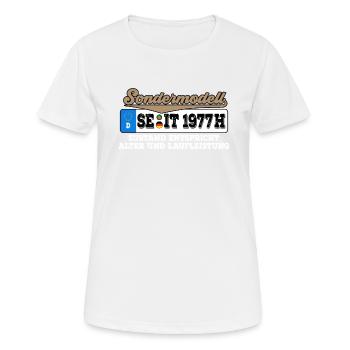 1977 Kennzeichen Geburtstag - Frauen T-Shirt atmungsaktiv - Weiß - Vorne - AI Model Female 172 dark (172cm)