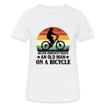 Ne sous-estimez jamais un vieil homme à vélo - T-shirt respirant Femme - blanc - Devant - AI Model Female 172 dark (172cm)