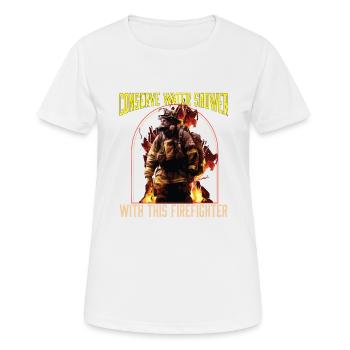 Conserver la douche d’eau avec ce pompier - T-shirt respirant Femme - blanc - Devant - AI Model Female 172 dark (172cm)