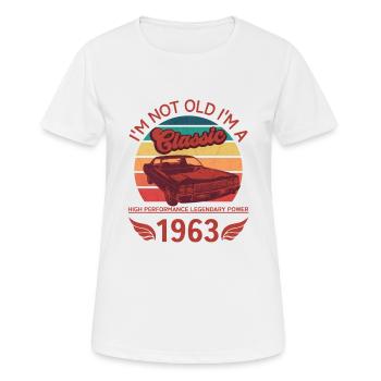 Ich bin nicht alt, ich bin ein Klassiker - Frauen T-Shirt atmungsaktiv - Weiß - Vorne - AI Model Female 172 dark (172cm)