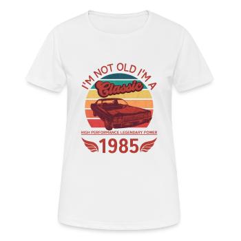 Ich bin nicht alt, ich bin ein Klassiker - Frauen T-Shirt atmungsaktiv - Weiß - Vorne - AI Model Female 172 dark (172cm)