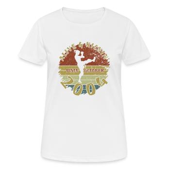 20. Geburtstag Alive and kickin since 10/2004 - Frauen T-Shirt atmungsaktiv - Weiß - Vorne - AI Model Female 172 dark (172cm)