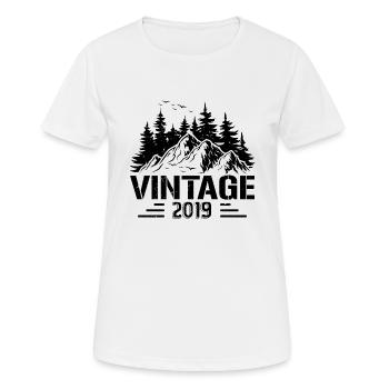 T-Shirt VINTAGE 2019 - Frauen T-Shirt atmungsaktiv - Weiß - Vorne - AI Model Female 172 dark (172cm)