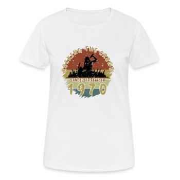 55. Geburtstag Rocking the crowd SNG 09/1970 - Frauen T-Shirt atmungsaktiv - Weiß - Vorne - AI Model Female 172 dark (172cm)