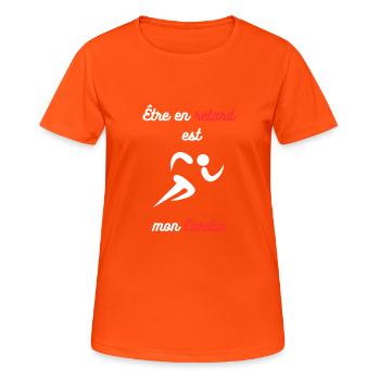 Être en retard est mon cardio : Cardio Humour - T-shirt respirant Femme - orange néon - Devant - AI Model Female 172 dark (172cm)