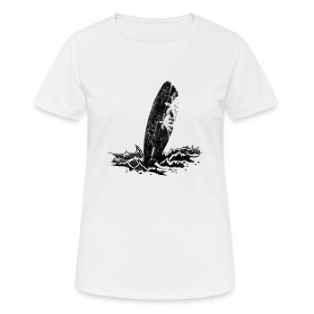 Surfbrett am Strand - Frauen T-Shirt atmungsaktiv - Weiß - Vorne - AI Model Female 172 dark (172cm)