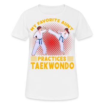Meine Lieblingstante trainiert Taekwondo - Frauen T-Shirt atmungsaktiv - Weiß - Vorne - AI Model Female 172 dark (172cm)