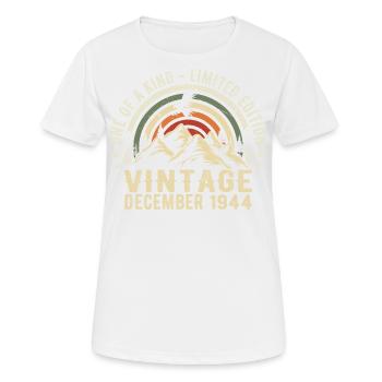 Dezember 1944 - Ausgezeichnet seit Dezember 1944 - Frauen T-Shirt atmungsaktiv - Weiß - Vorne - AI Model Female 172 dark (172cm)