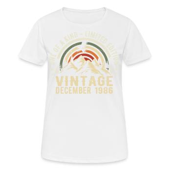 Dezember 1986 - Ausgezeichnet seit Dezember 1986 - Frauen T-Shirt atmungsaktiv - Weiß - Vorne - AI Model Female 172 dark (172cm)