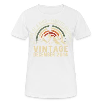 Dezember 2014 - Ausgezeichnet seit Dezember 2014 - Frauen T-Shirt atmungsaktiv - Weiß - Vorne - AI Model Female 172 dark (172cm)