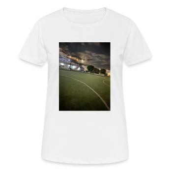 IMG 6031 - Frauen T-Shirt atmungsaktiv - Weiß - Vorne - AI Model Female 172 dark (172cm)