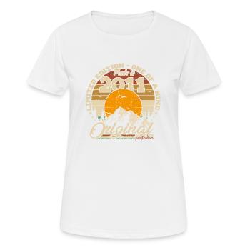 Made in 2011 Geburtstagsgeschenk 2011 Retro 2011 - Frauen T-Shirt atmungsaktiv - Weiß - Vorne - AI Model Female 172 dark (172cm)