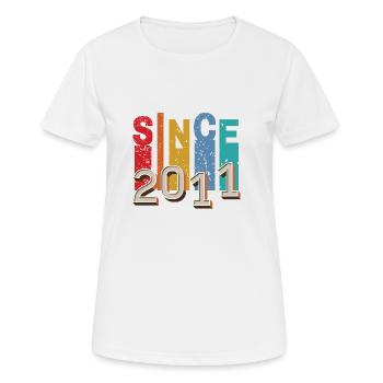 Since 2011 retro - T-shirt respirant Femme - blanc - Devant - AI Model Female 172 dark (172cm)