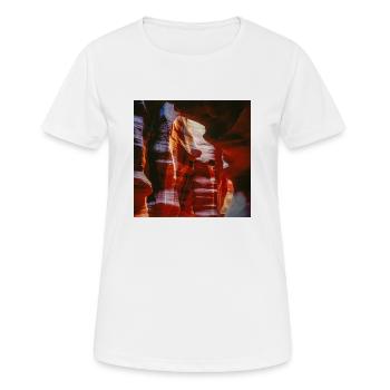 Antelope Canyon - Women's Breathable T-Shirt - white - Front - AI Model Female 172 dark (172cm)