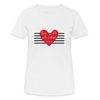 Das Brautgespann mit rotem Herz-T-Shirt - Frauen T-Shirt atmungsaktiv - Weiß - Vorne - AI Model Female 172 dark (172cm)