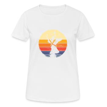Berlin Germany City Skyline Vintage Retro - Women's Breathable T-Shirt - white - Front - AI Model Female 172 dark (172cm)