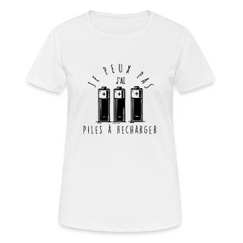 Je peux pas, j'ai piles à recharger. - T-shirt respirant Femme - blanc - Devant - AI Model Female 172 dark (172cm)