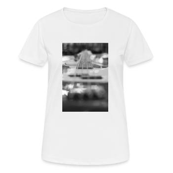 guitare - T-shirt respirant Femme - blanc - Devant - AI Model Female 172 dark (172cm)
